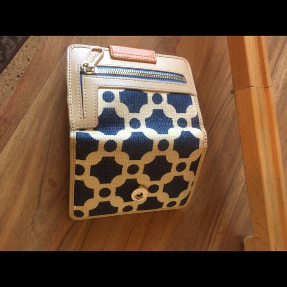 Spartina Starfish Wallet - Picture 5 of 6
